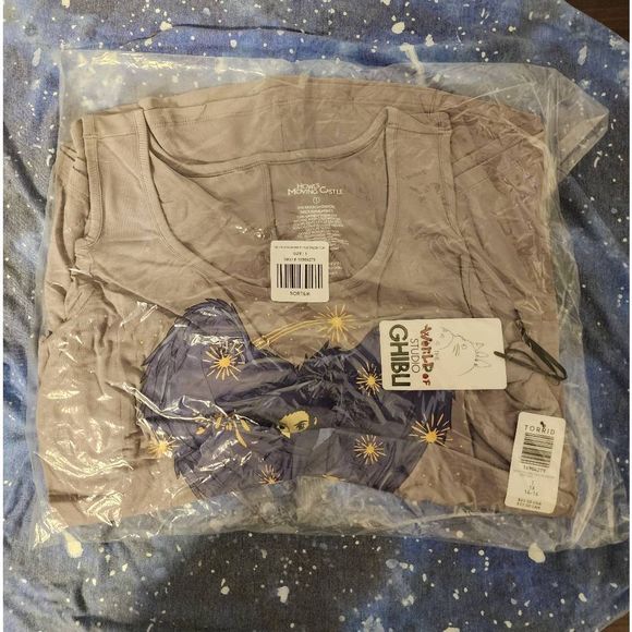 NWT Torrid Ghibli Howls Moving Castle cold shoulder top - Picture 5 of 6